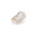 Wtyki Cablexpert PLUG6SP/10 RJ45 kat. 6 8P8C widziane pod innym kątem